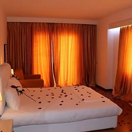Hotell Bleart 4*